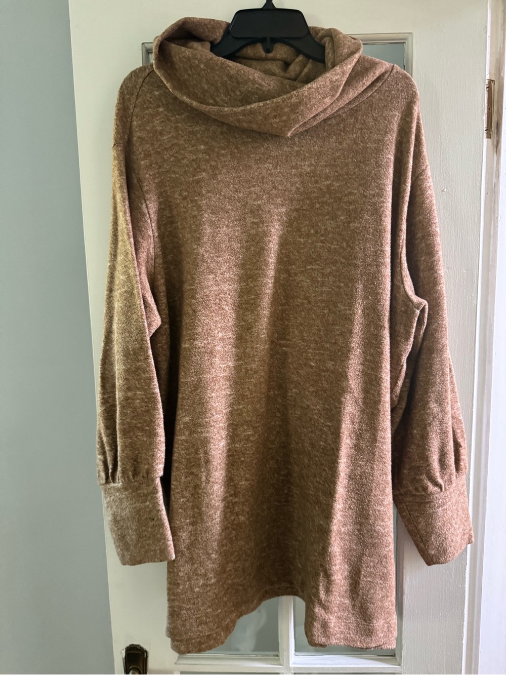 Maeve by Anthropologie Cowlneck Top Size 1X
